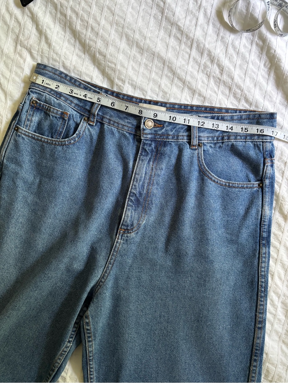 Sezane Le Crop Denim Jeans in Denim Blue Size 42 US 10 (fits 12) - Picture 5 of 9